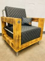 Fauteuil Lounge Industriel Upcyclé – Bois Massif & Détails Métal – Fabrication Artisanale – Image 3