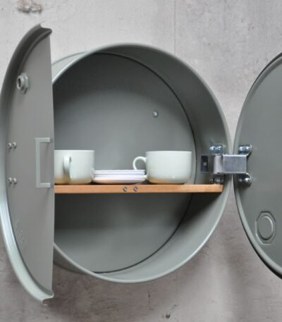 Meuble mural upcyclé en fût métallique thermolaqué