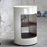 Étagère en tonneau métal upcyclé 200L avec double ouverture latérale