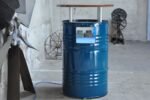 Table Haute en Tonneau Métal 200L Upcyclé – Personnalisable – Ø70 cm – Design Industriel – Image 2
