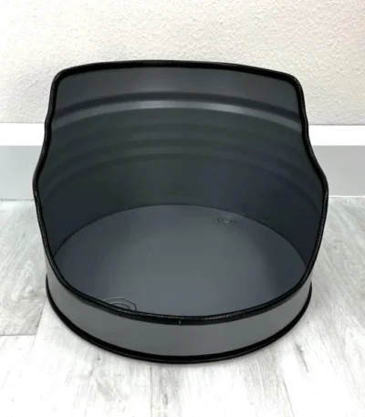 Lit pour chien en tonneau métal upcyclé design industriel