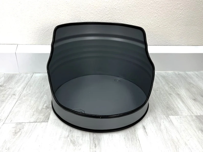 Lit pour chien en tonneau métal upcyclé design industriel