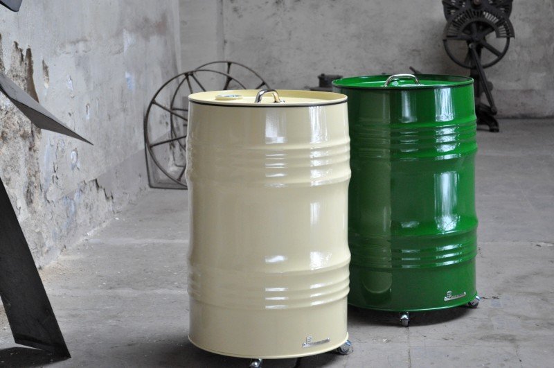 Bac à linge cylindrique 60L en métal style tonneau industriel Bac à linge cylindrique 60L en métal style tonneau industriel
