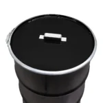 Poubelle industrielle upcyclée BinBin Handle 120L – Fût métal noir avec couvercle poignée – Image 2