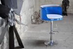 Tabouret de Bar Upcycling en Tonneau Métal 200L – Réglable & Personnalisable – Image 2