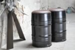 Tabouret en Tonneau Métal 200L – Assise Rembourrée Design Industriel Upcyclé – Image 2